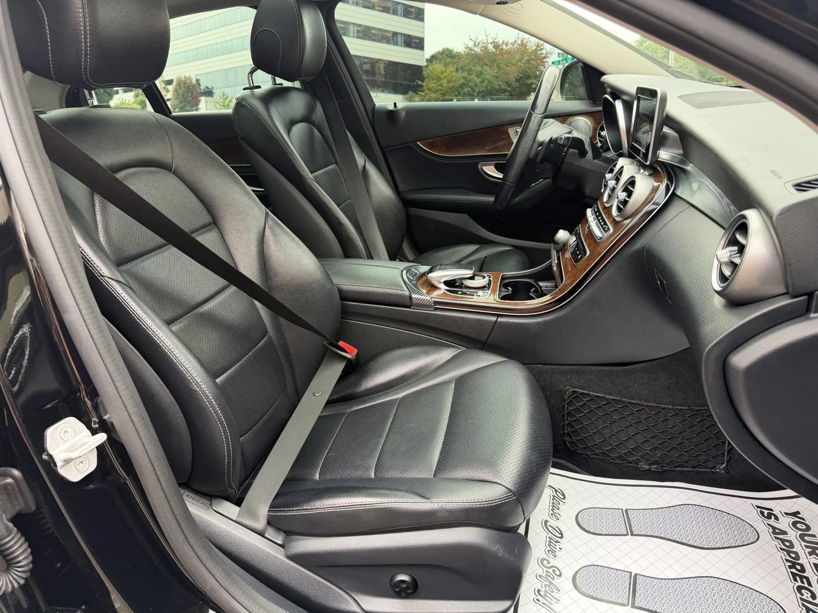 Used 2015 Mercedes-Benz C 300 4MATIC Sedan image 36