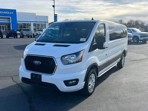 Used 2023 Ford Transit 350 XLT RWD image 4