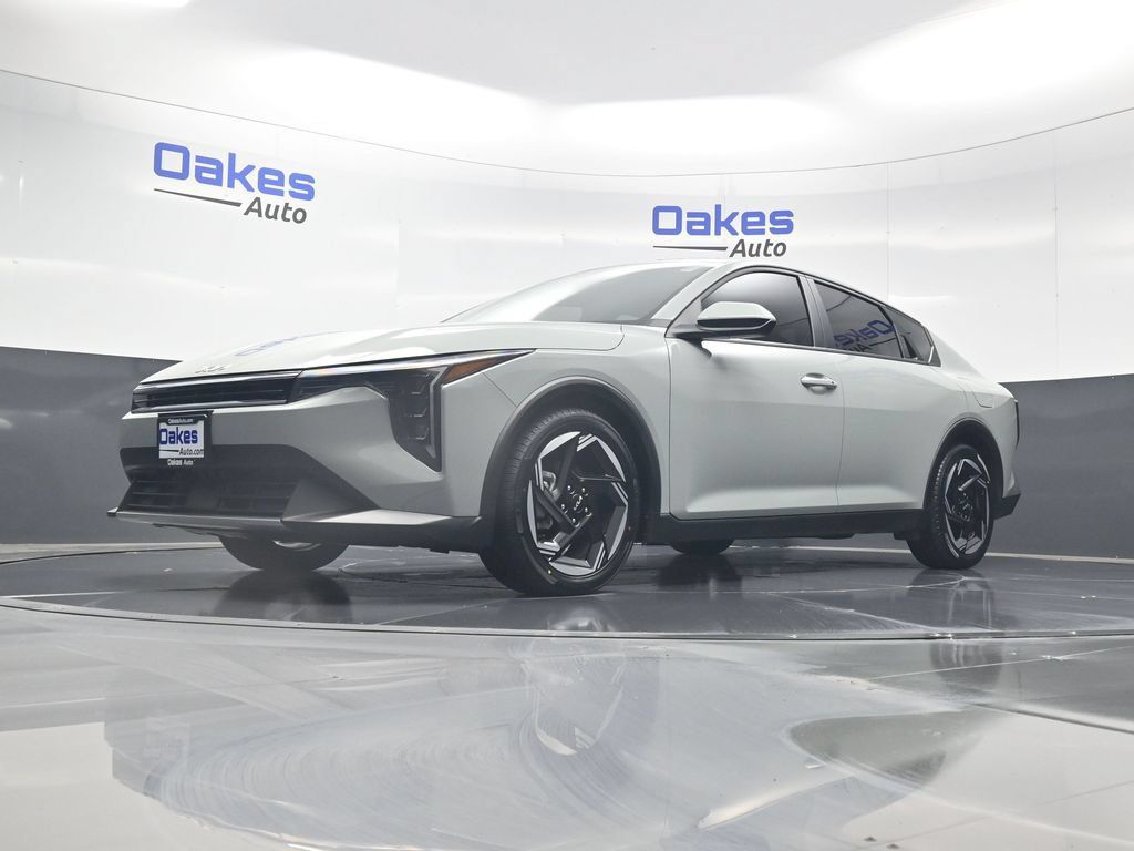 Certified 2025 Kia K4 EX FWD image 37