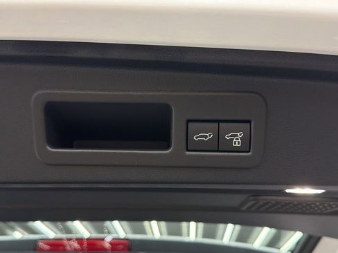 Used 2026 Toyota 4Runner Limited AWD/4WD image 20