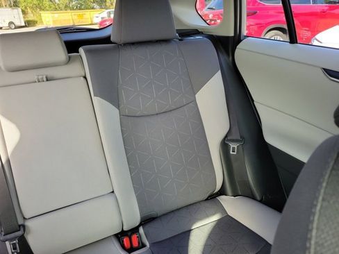 Used 2024 Toyota RAV4 XLE image 6