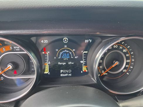 Used 2021 Jeep Wrangler Unlimited Sport AWD/4WD image 23