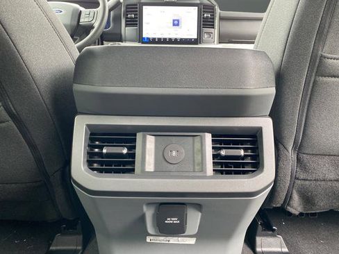 New 2026 Ford F250 XLT w/ XLT Premium Package image 29