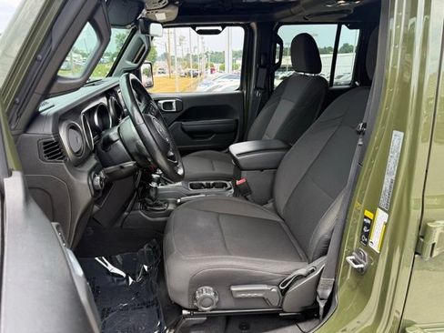 Used 2022 Jeep Wrangler Unlimited Sport AWD/4WD image 11