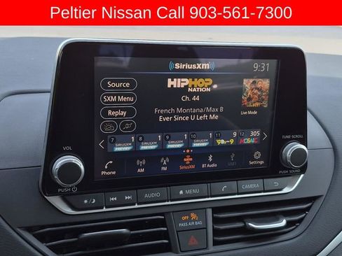 Used 2025 Nissan Altima 2.5 S FWD image 27