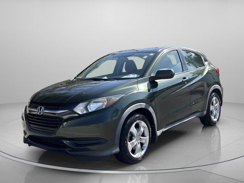Used 2016 Honda HR-V LX image 2