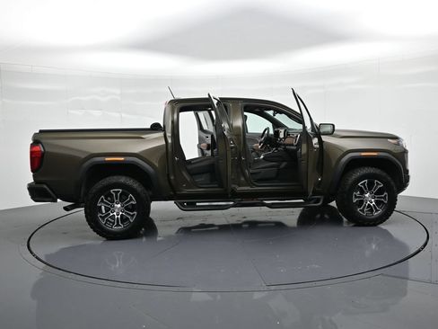 Used 2024 GMC Canyon AT4 w/ Canyon Safety Plus Package AWD/4WD image 24