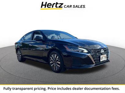 Used 2024 Nissan Altima 2.5 SV