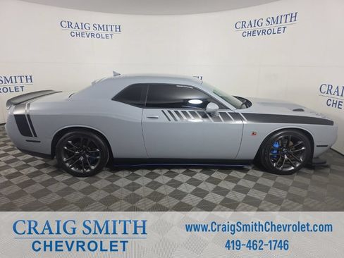 Used 2021 Dodge Challenger R/T Scat Pack RWD image 6