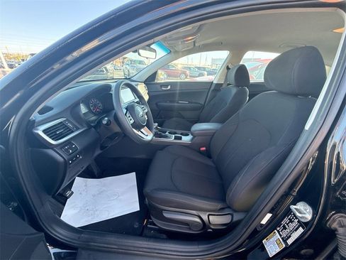 Used 2020 Kia Optima LX image 17