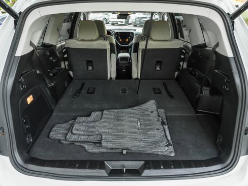 Used 2024 Subaru Ascent Premium w/ Convenience Package image 39