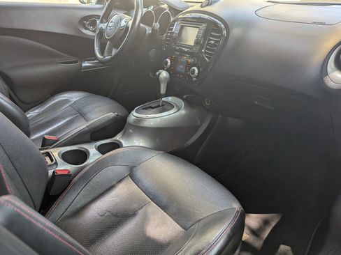 Used 2014 Nissan Juke SL image 11
