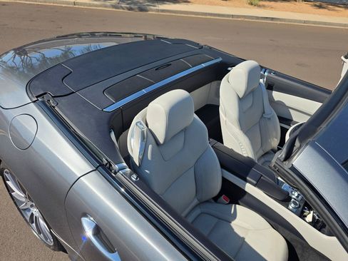 Used 2018 Mercedes-Benz SL 550 image 27