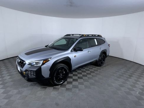 Used 2025 Subaru Outback Wilderness image 4