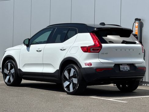 Used 2023 Volvo XC40 Recharge Ultimate w/ Protection Package Premier AWD/4WD image 3