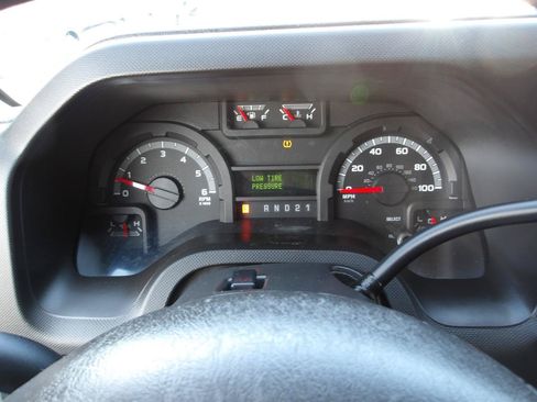 Used 2013 Ford E-150 and Econoline 150 w/ Commercial Cargo Van Pkg RWD image 16