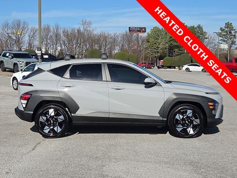 Used 2025 Hyundai Kona SEL image 6