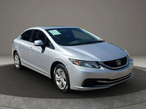 Used 2013 Honda Civic LX image 4