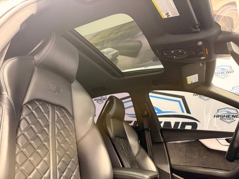 Used 2019 Audi S4 Premium Plus w/ Premium Plus Package image 24