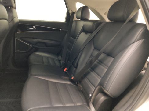 Used 2018 Kia Sorento SX FWD image 18