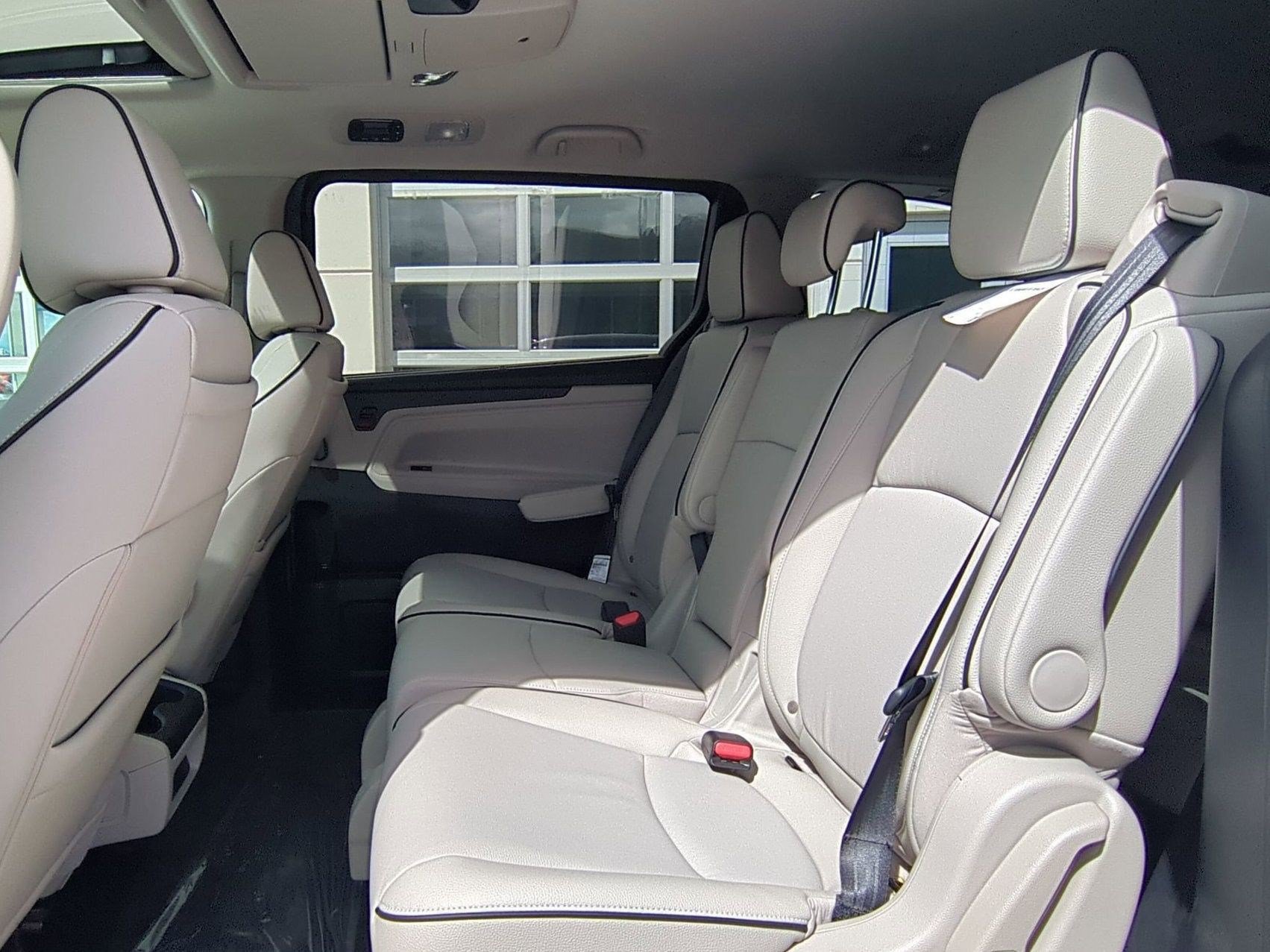 New 2027 Honda Odyssey Touring image 22