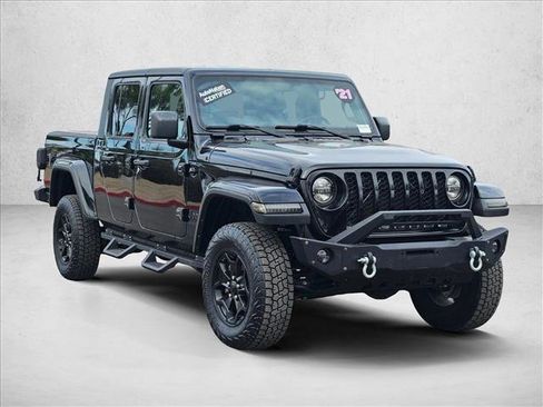Used 2021 Jeep Gladiator Sport image 3