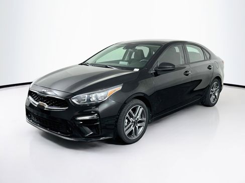 Used 2019 Kia Forte S FWD image 3