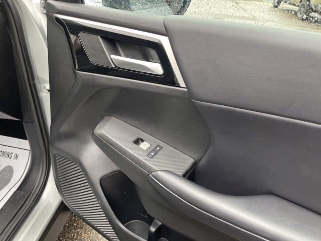 Used 2024 Mitsubishi Outlander SE AWD/4WD image 20