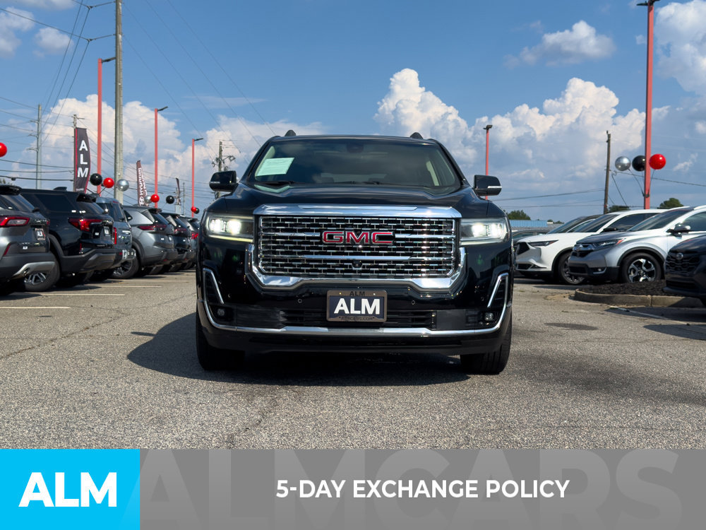 Used 2023 GMC Acadia Denali w/ Black Diamond Edition FWD image 3