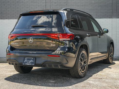Used 2023 Mercedes-Benz EQB 250+ image 5