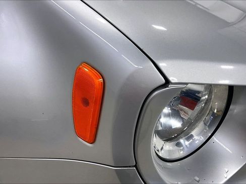 Used 2015 Jeep Renegade Limited AWD/4WD image 28