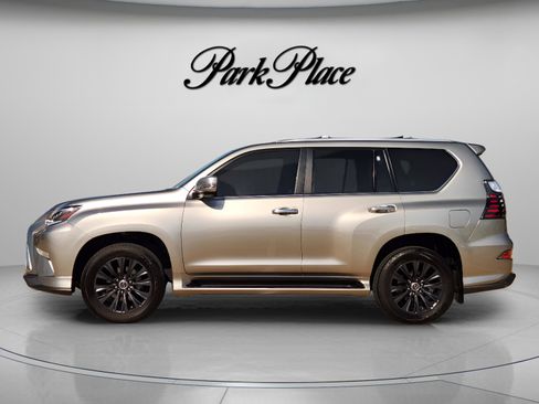 Certified 2023 Lexus GX 460 Luxury w/ Sport Design Package image 2