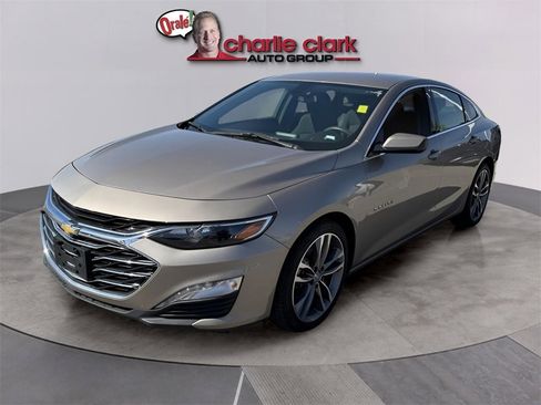 Used 2022 Chevrolet Malibu LT image 1
