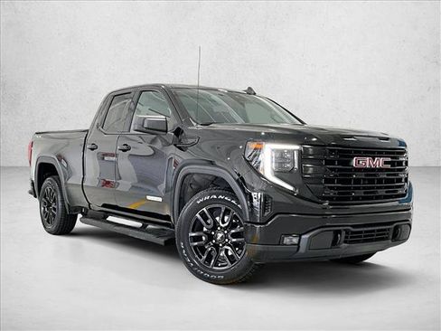 Used 2023 GMC Sierra 1500 Elevation AWD/4WD image 12