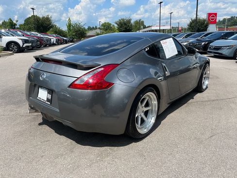 Used 2011 Nissan 370Z Coupe w/ Sport Pkg RWD image 6