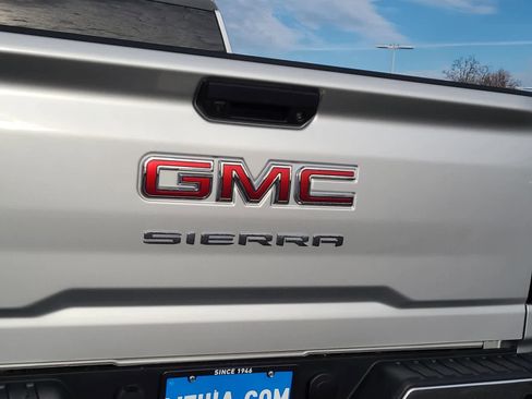 Used 2020 GMC Sierra 2500 SLE image 15