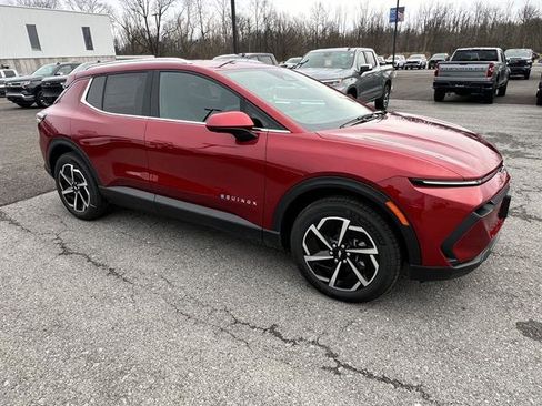 New 2026 Chevrolet Equinox EV LT image 8