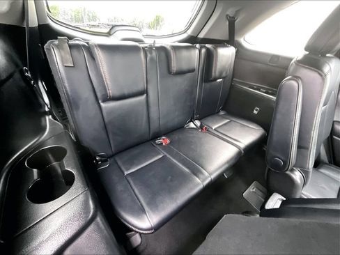 Used 2018 Toyota Highlander Limited w/ Protection Package #3 AWD/4WD image 17