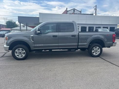 Used 2022 Ford F250 XLT AWD/4WD image 5