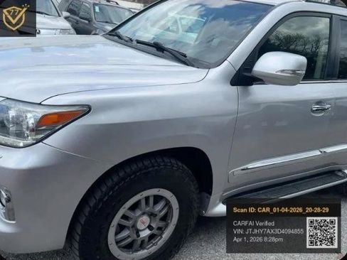 Used 2013 Lexus LX 570 4WD image 43