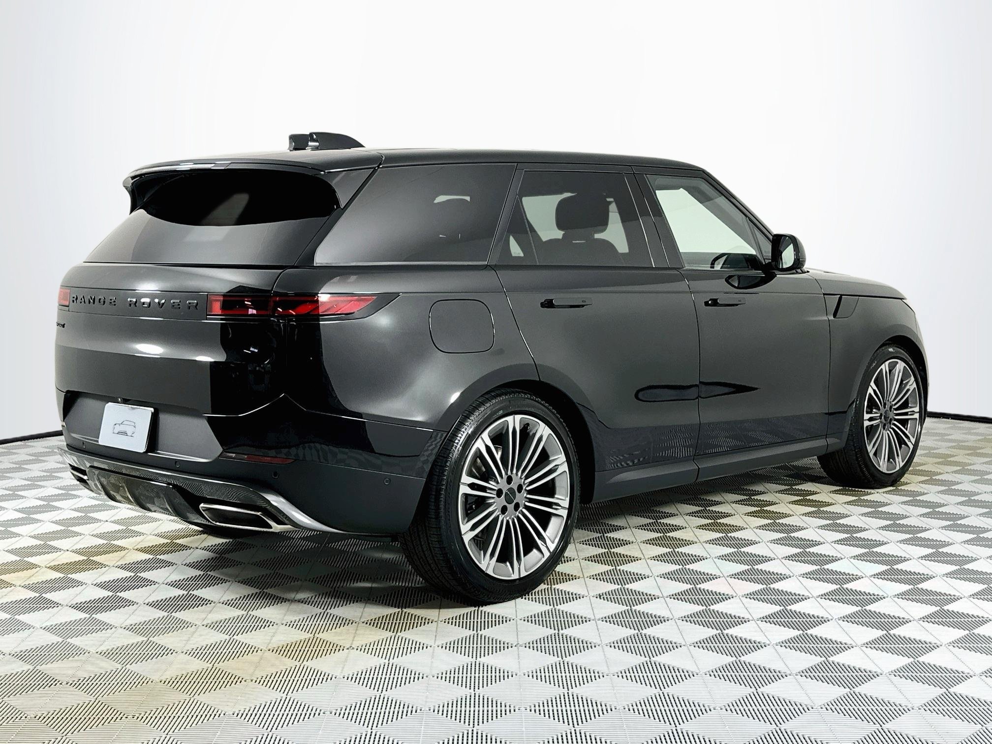 New 2027 Land Rover Range Rover Sport SE AWD/4WD image 5