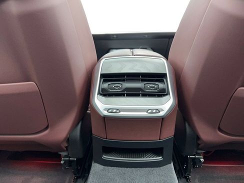 Used 2023 BMW 760i xDrive 760i xDrive M SPORT,NAV,CAM,PA image 17