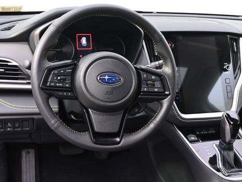 Used 2025 Subaru Outback Onyx Edition image 12