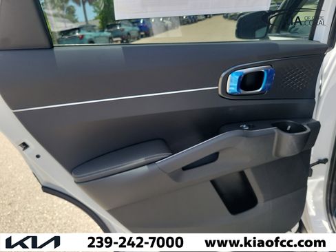 New 2026 Kia Sorento S AWD/4WD image 12