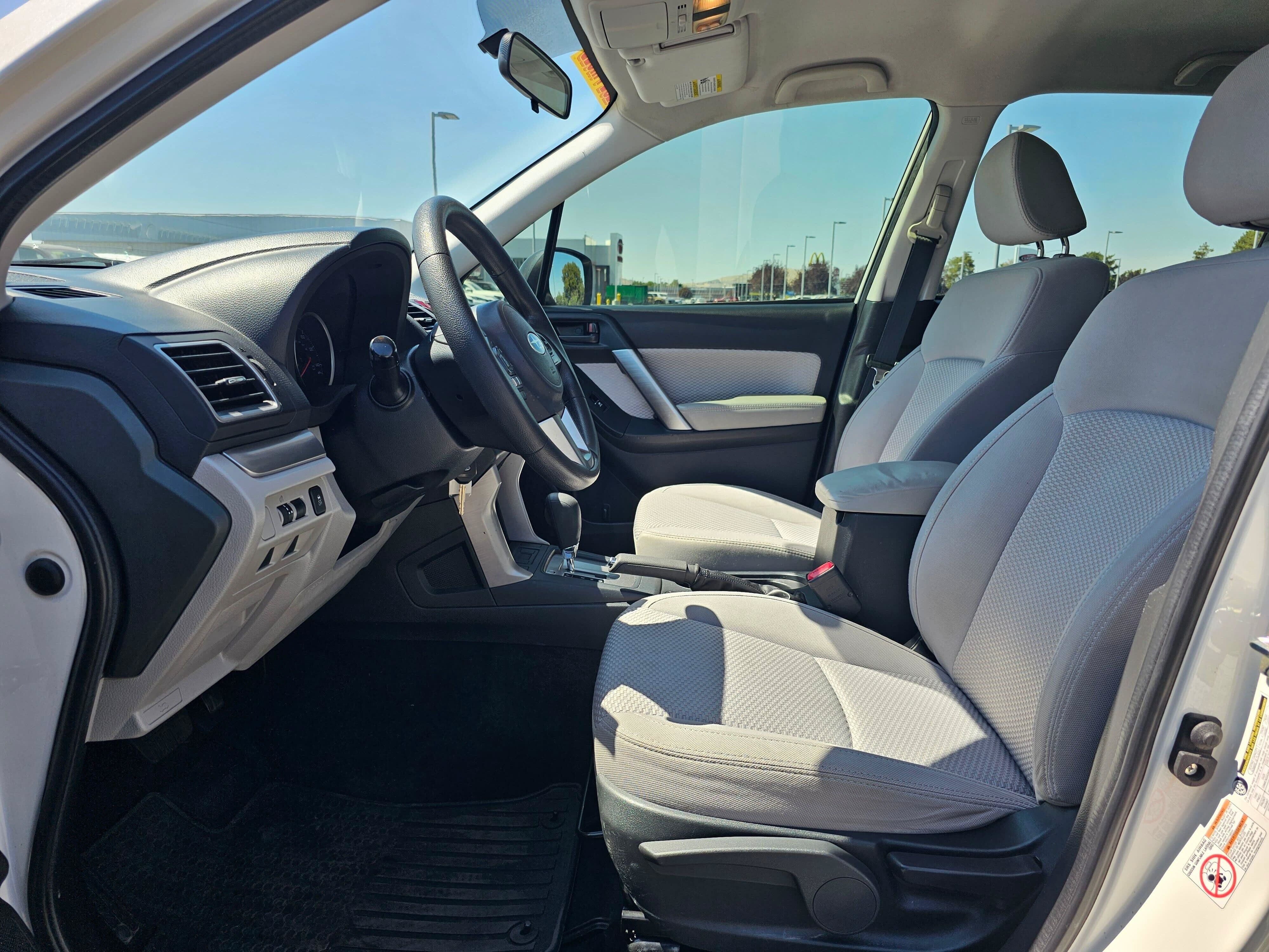 Used 2017 Subaru Forester 2.5i w/ Alloy Wheel Package AWD/4WD image 19