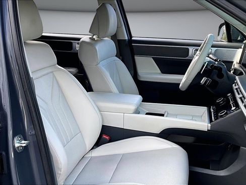 Used 2025 Hyundai Santa Fe SEL image 27