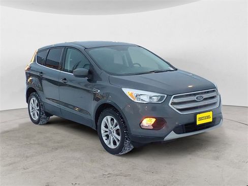Used 2019 Ford Escape SE image 7
