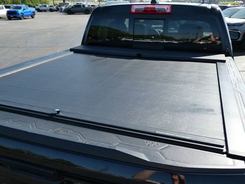 Certified 2025 Chevrolet Colorado ZR2 w/ Technology Package AWD/4WD image 8