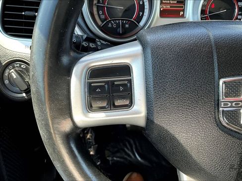 Used 2018 Dodge Journey SE w/ Popular Equipment Group FWD image 11