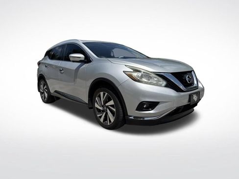 Used 2016 Nissan Murano Platinum w/ Platinum Technology Package FWD image 2